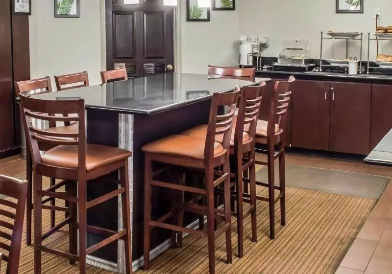 ホテル Country Inn & Suites By Radisson, Roanoke Rapids, Nc