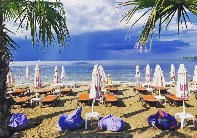 فندق Utopia Forest