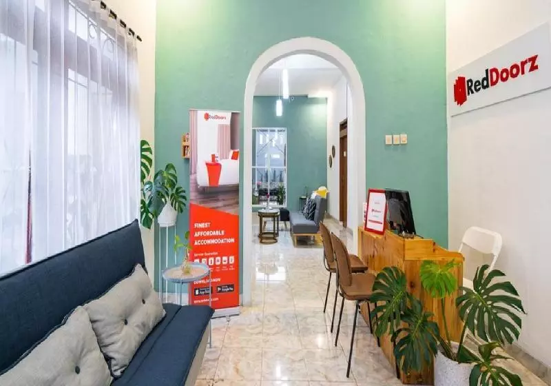 ペンション Reddoorz Near Exit Toll Tanah Baru Bogor
