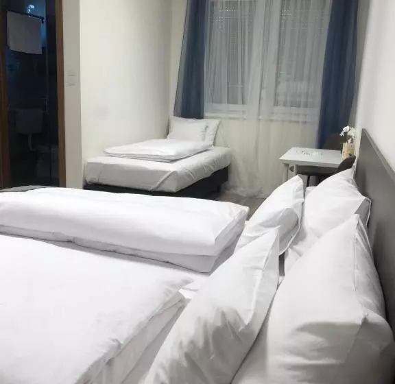 Aamiaismajoitus (B&B) Vecsési Rendezvényközpont és Panzió