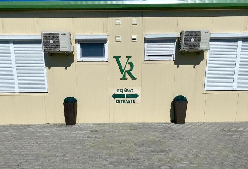 Nocleg ze śniadaniem Vecsési Rendezvényközpont és Panzió