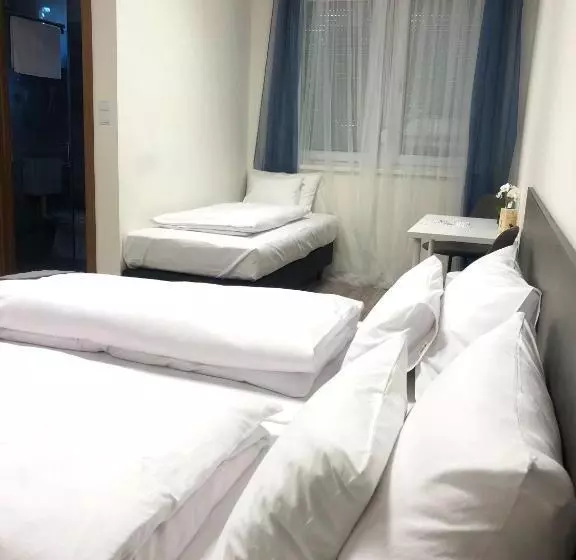 Aamiaismajoitus (B&B) Vecsési Rendezvényközpont és Panzió