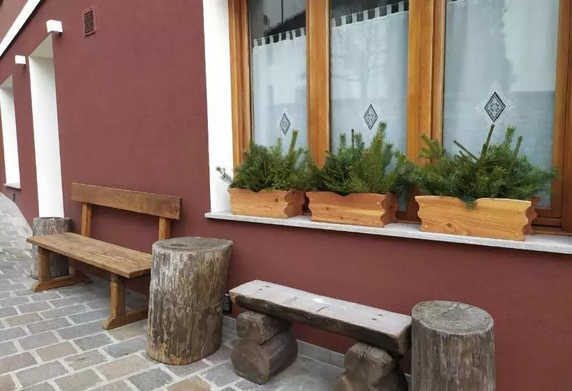 ホテル Albergo Al Pino