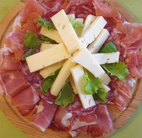 فندق Albergo Al Pino