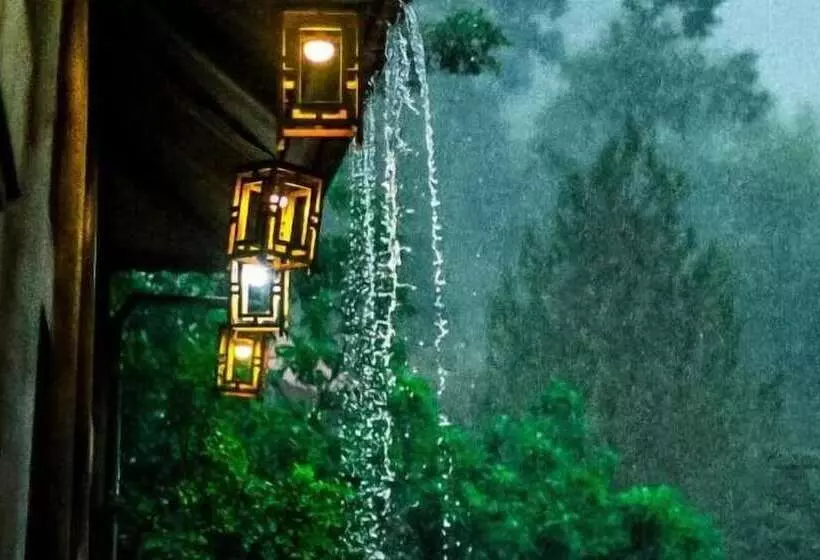 هتل Cat Ba Eco Lodge Resort