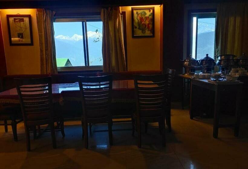 בית מלון כפרי De Regency