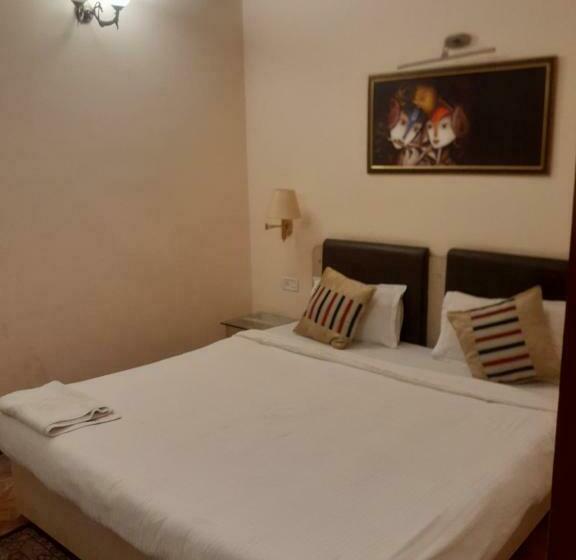 בית מלון כפרי De Regency