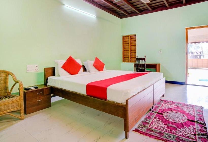 Hotelli Oyo 73854 Angel Beach Resort