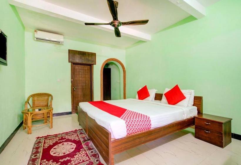 Hotelli Oyo 73854 Angel Beach Resort