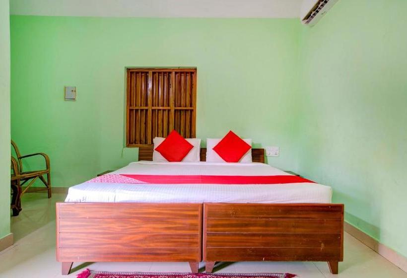 Hotelli Oyo 73854 Angel Beach Resort