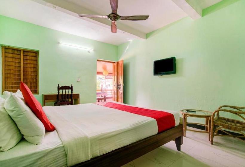 Hotelli Oyo 73854 Angel Beach Resort