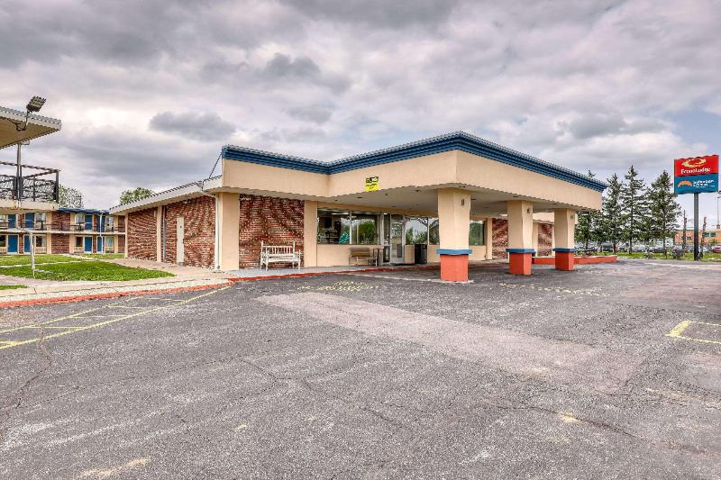 酒店 Suburban Studios Neenah