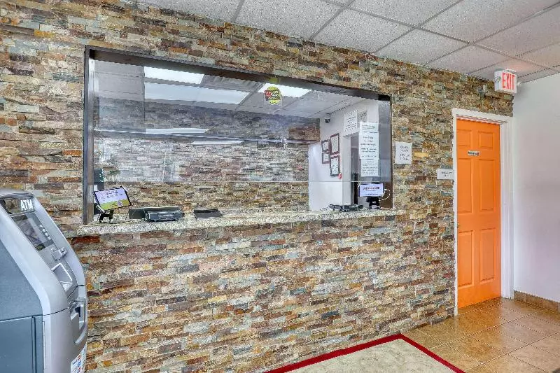 ホテル Suburban Studios Neenah