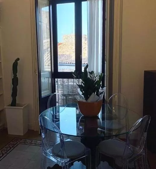 پانسیون Living Suite Catania Ursino