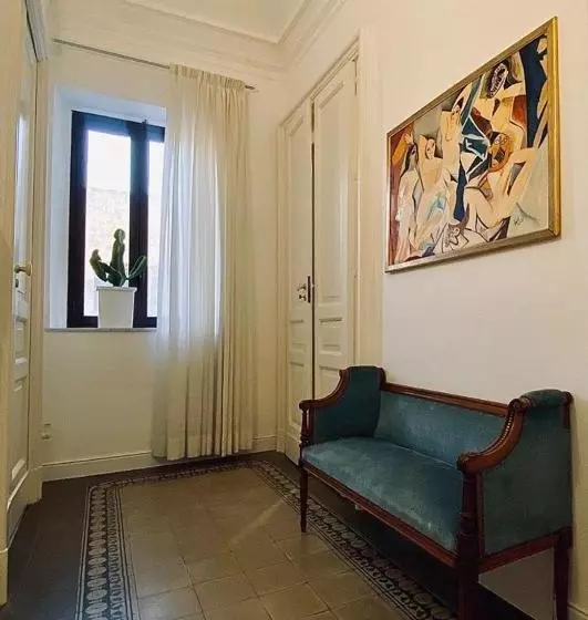 پانسیون Living Suite Catania Ursino