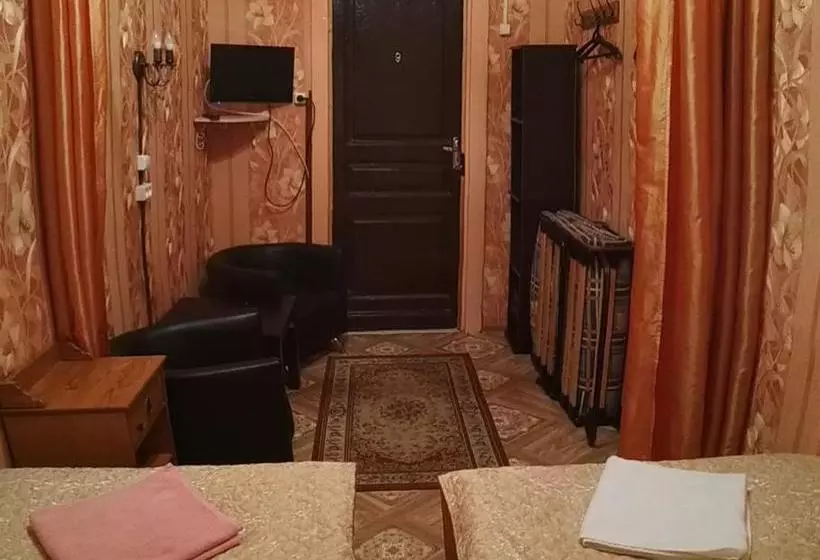 Retkeilymaja Gostevoy Dom Na Suhkharevke