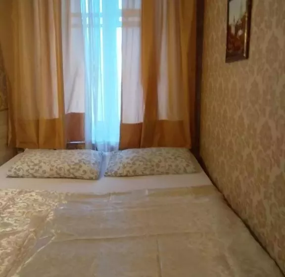 Retkeilymaja Gostevoy Dom Na Suhkharevke