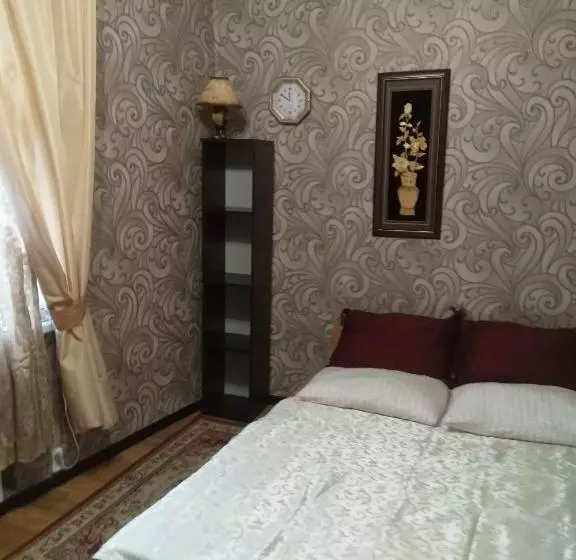 Retkeilymaja Gostevoy Dom Na Suhkharevke