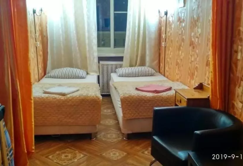 Retkeilymaja Gostevoy Dom Na Suhkharevke