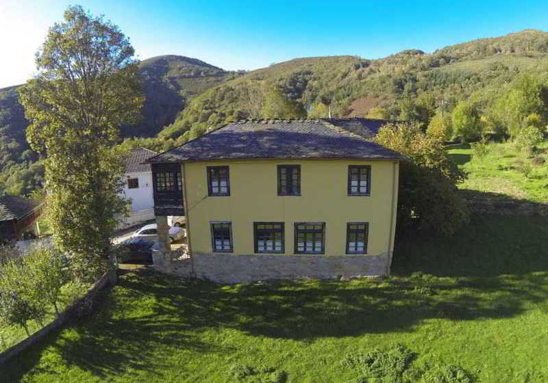 El Balcón De Muniellos