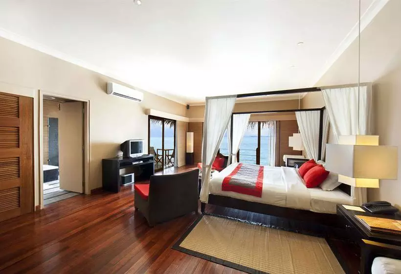 هتل Adaaran Prestige Ocean Villas  Premium All Inclusive