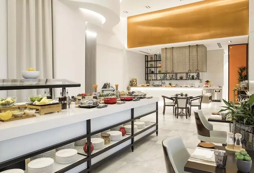 هتل Arjaan By Rotana   Dubai Media City