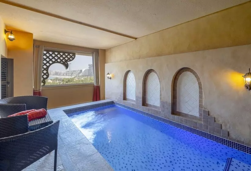 هتل Arjaan By Rotana   Dubai Media City