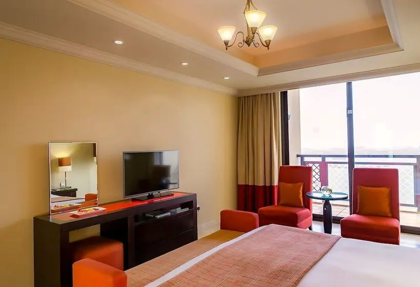 هتل Arjaan By Rotana Dubai Media City