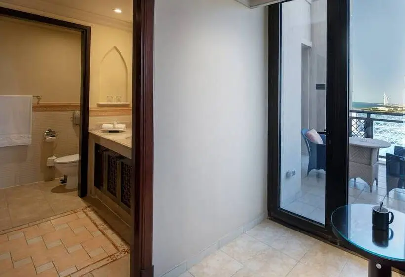 هتل Arjaan By Rotana Dubai Media City