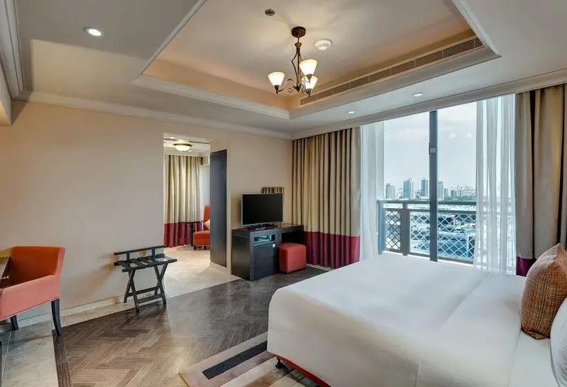 هتل Arjaan By Rotana Dubai Media City