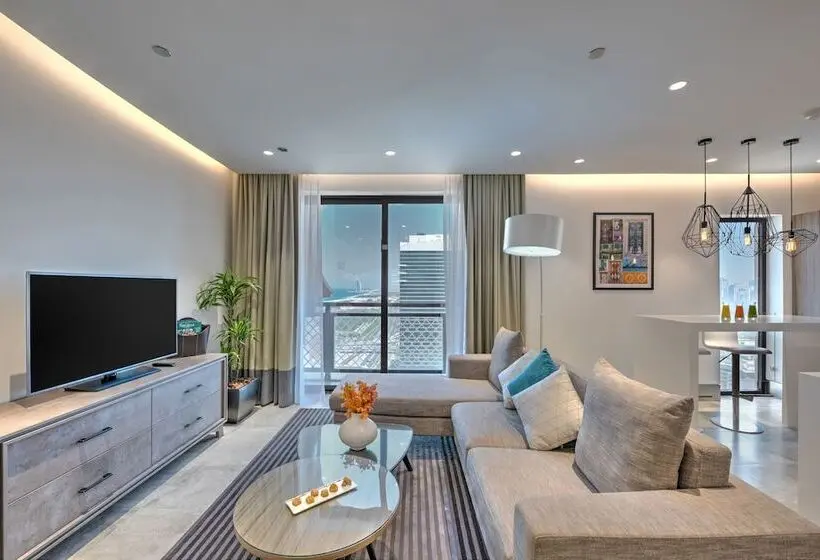 هتل Arjaan By Rotana Dubai Media City