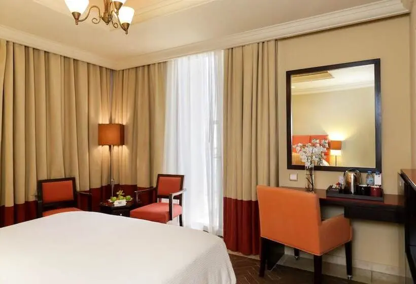 هتل Arjaan By Rotana Dubai Media City