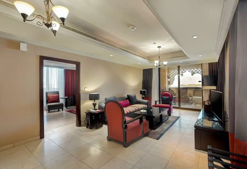 هتل Arjaan By Rotana Dubai Media City
