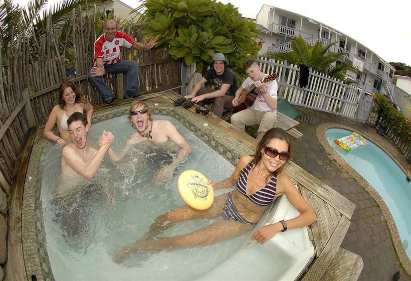 호텔 Base Bay Of Islands  Hostel