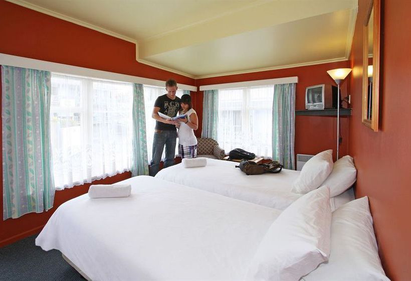 호텔 Base Bay Of Islands  Hostel