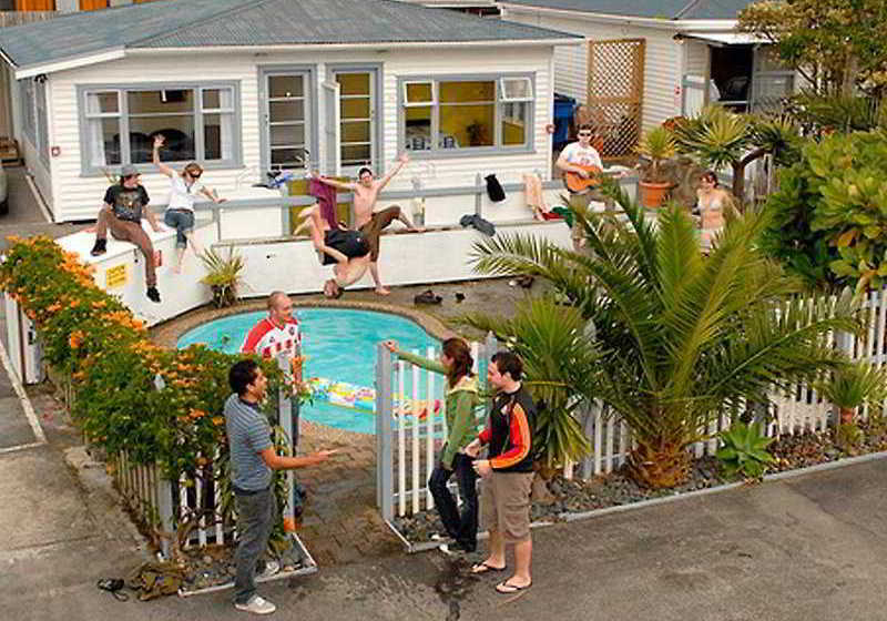 호텔 Base Bay Of Islands  Hostel