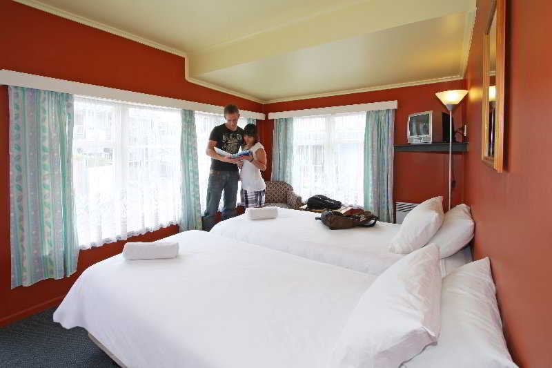 호텔 Base Bay Of Islands  Hostel