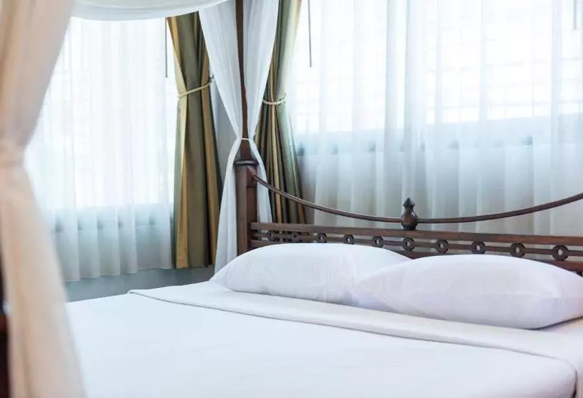 هتل The Best Bangkok House