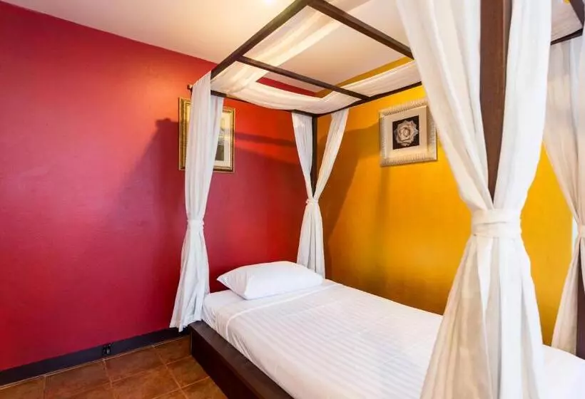 هتل The Best Bangkok House