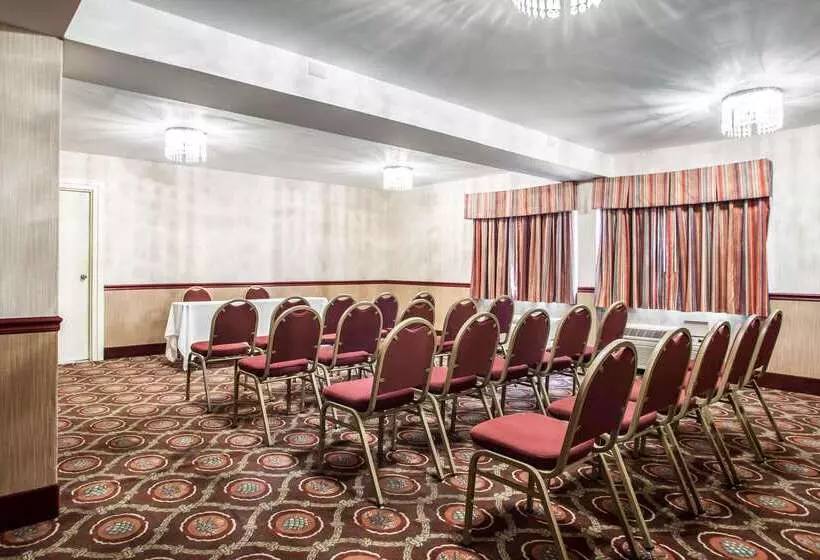 Отель Comfort Inn Feasterville Trevose