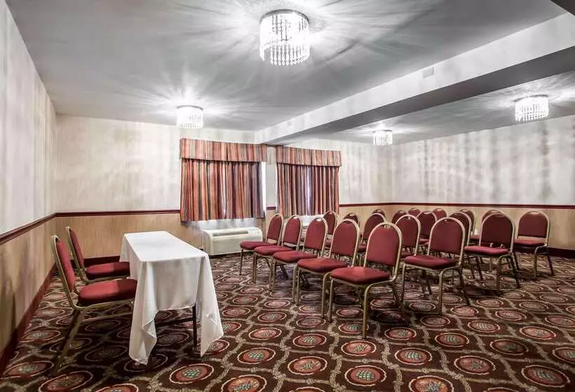 Отель Comfort Inn Feasterville Trevose