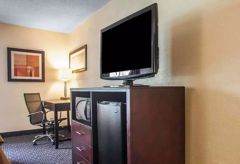 Отель Comfort Inn Feasterville Trevose