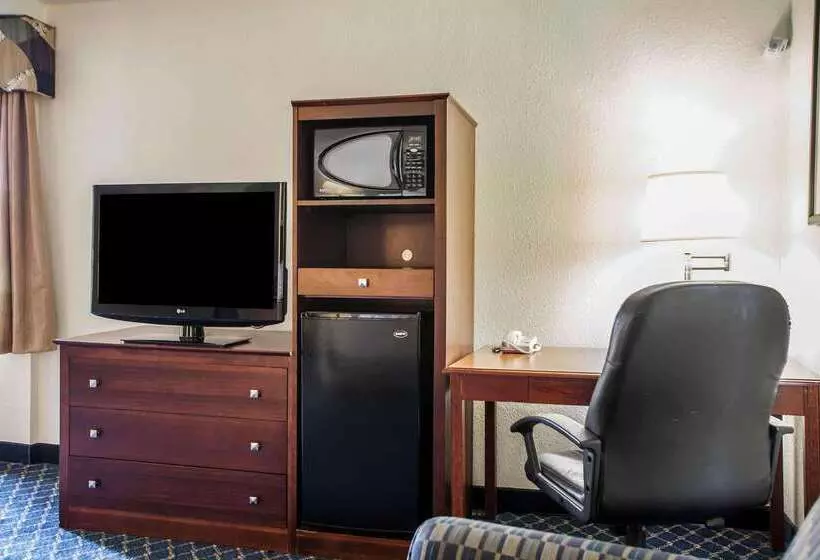 Отель Comfort Inn Feasterville Trevose