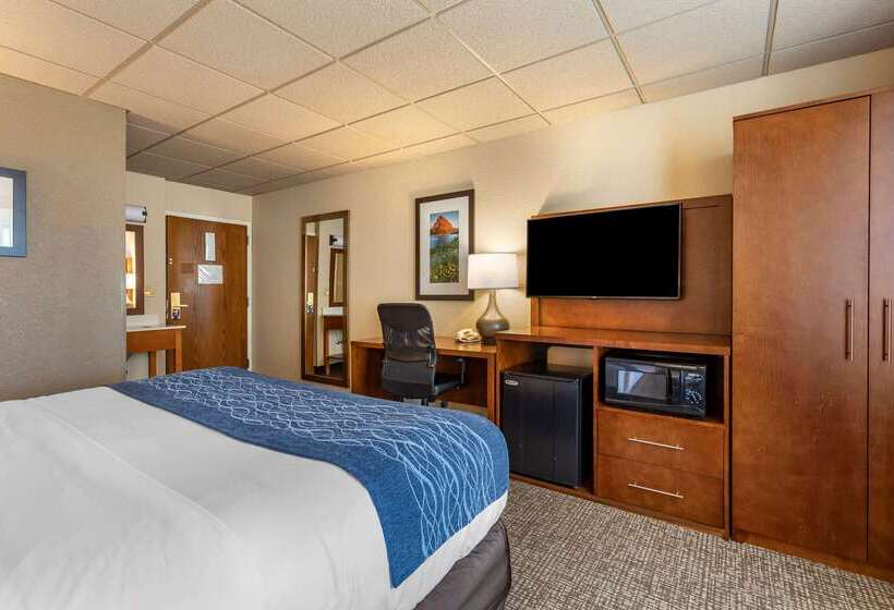 酒店 Comfort Inn & Suites Gateway To Glacier National Park