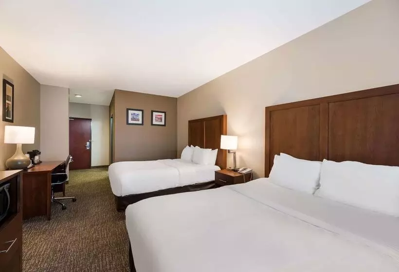 Hotelli Comfort Inn & Suites Las Vegas  Nellis