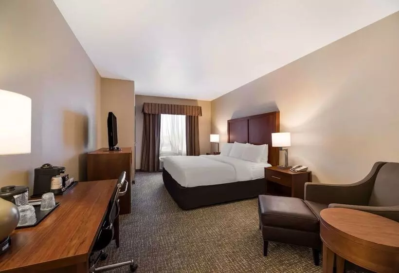 Hotelli Comfort Inn & Suites Las Vegas  Nellis