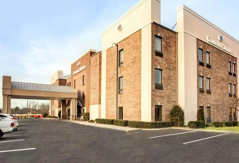 호텔 Comfort Suites