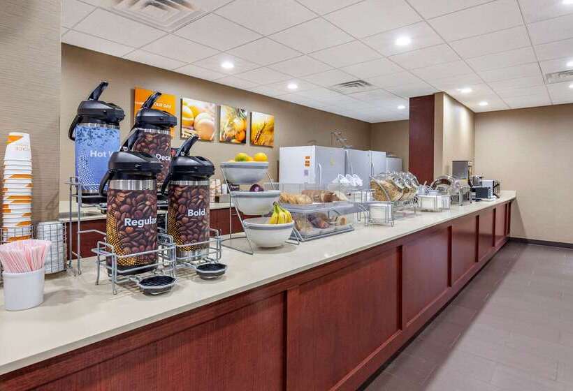 هتل Comfort Suites