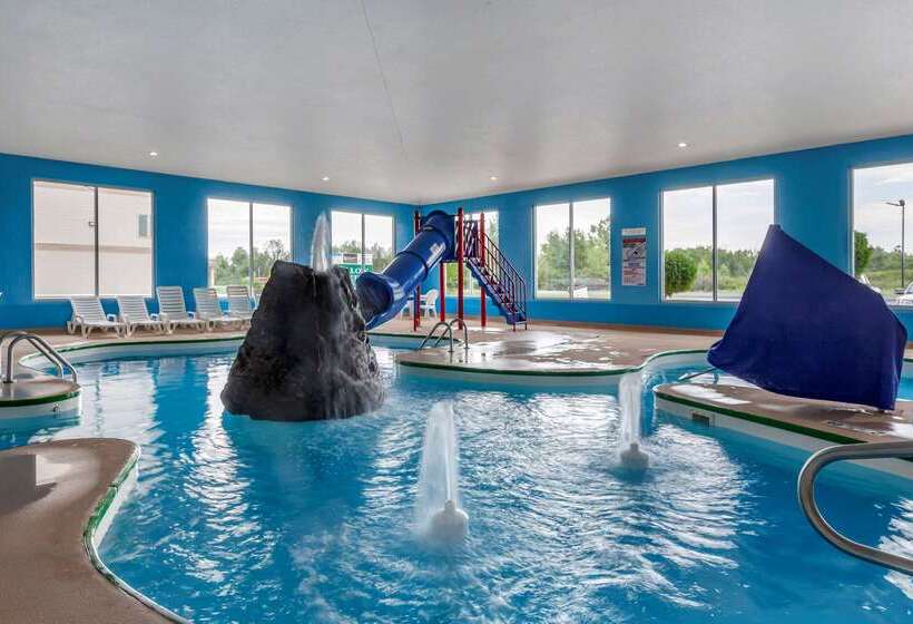 هتل Comfort Suites