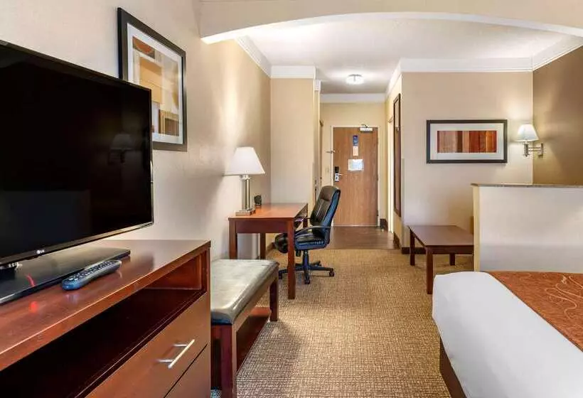 호텔 Comfort Suites Linn County Fairground And Expo